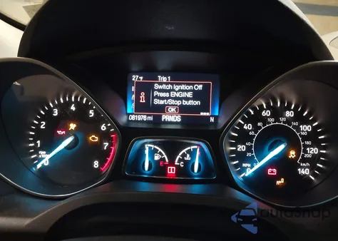 2017 Ford Escape Titanium z USA, uszkodzony, nr VIN 1FMCU9JD9HUC40929